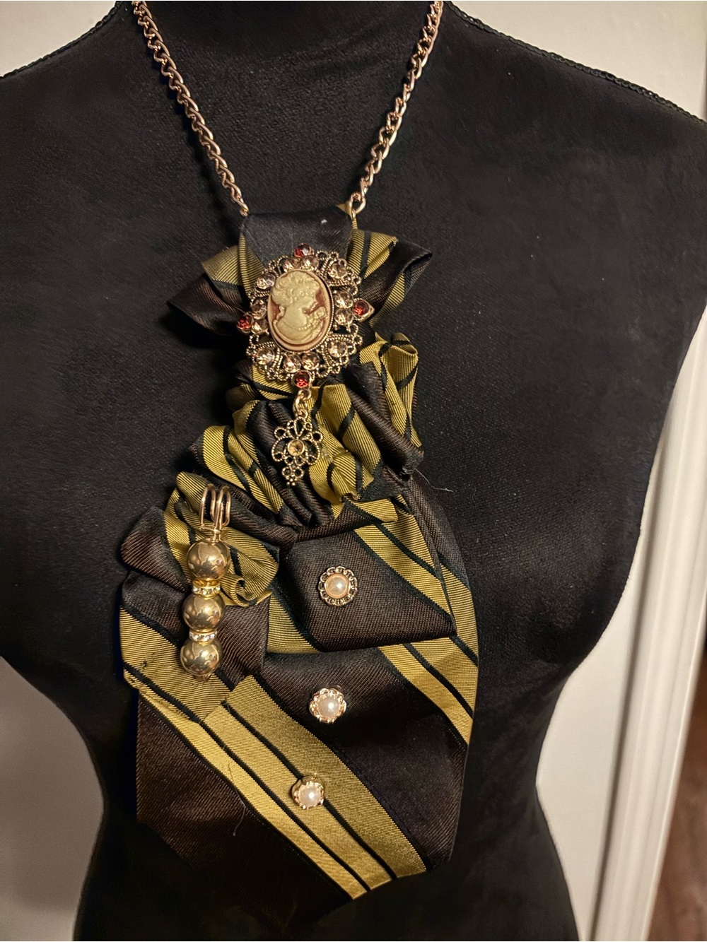 Victorian-Style Black and Olive Green Cameo Statement Necklace